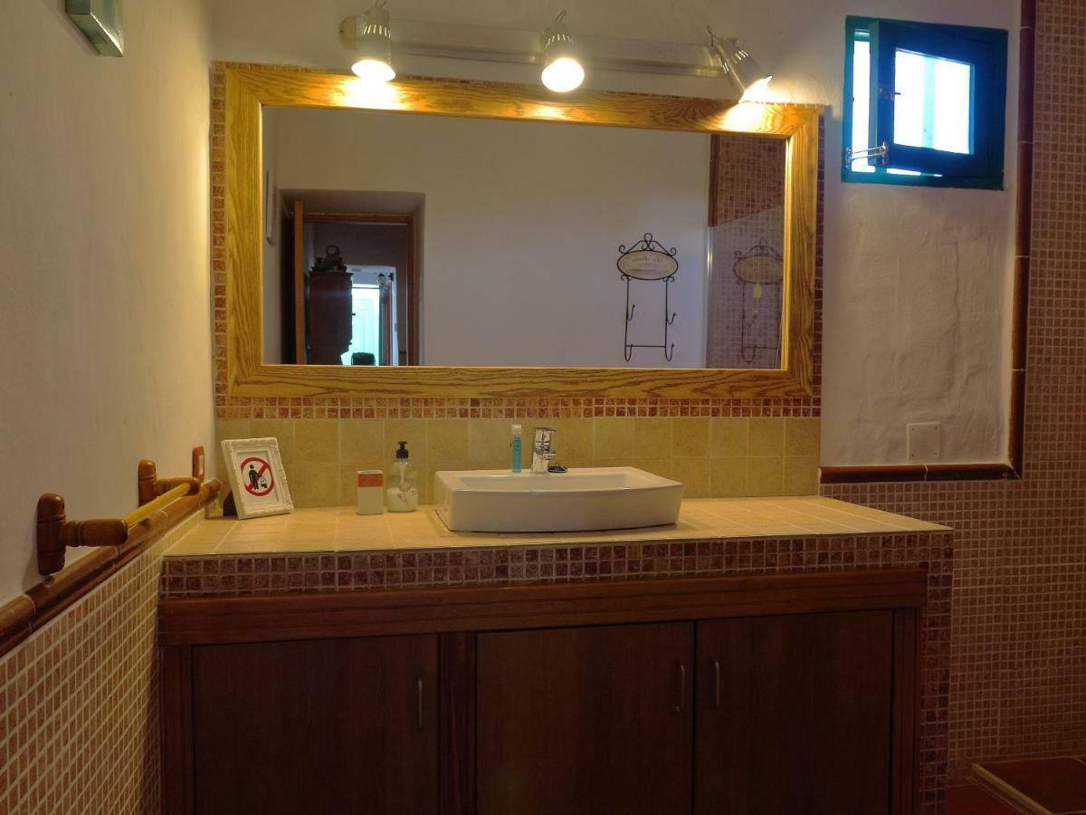 Casa Mi Tio Perico ξενώνας Mala Εξωτερικό φωτογραφία